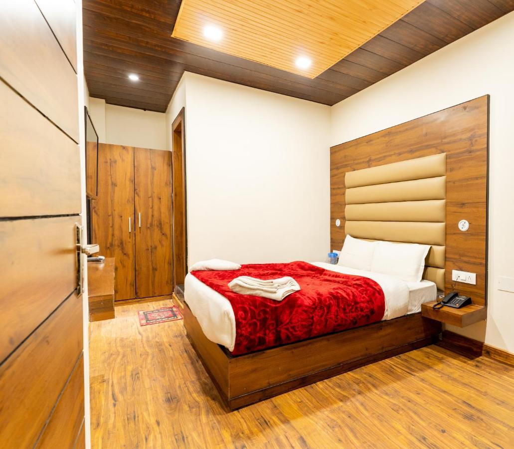 Hotel Woodland Nainital Exterior photo